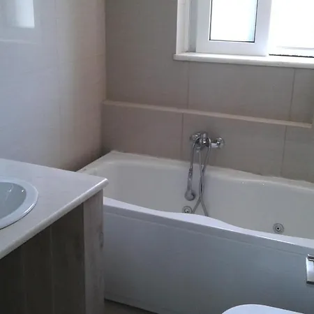 Daire Koskinou Deluxe 3bedroom *